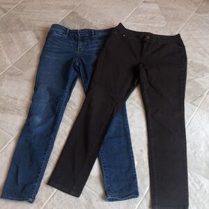Chico’s Bundle of 2 Jeggings